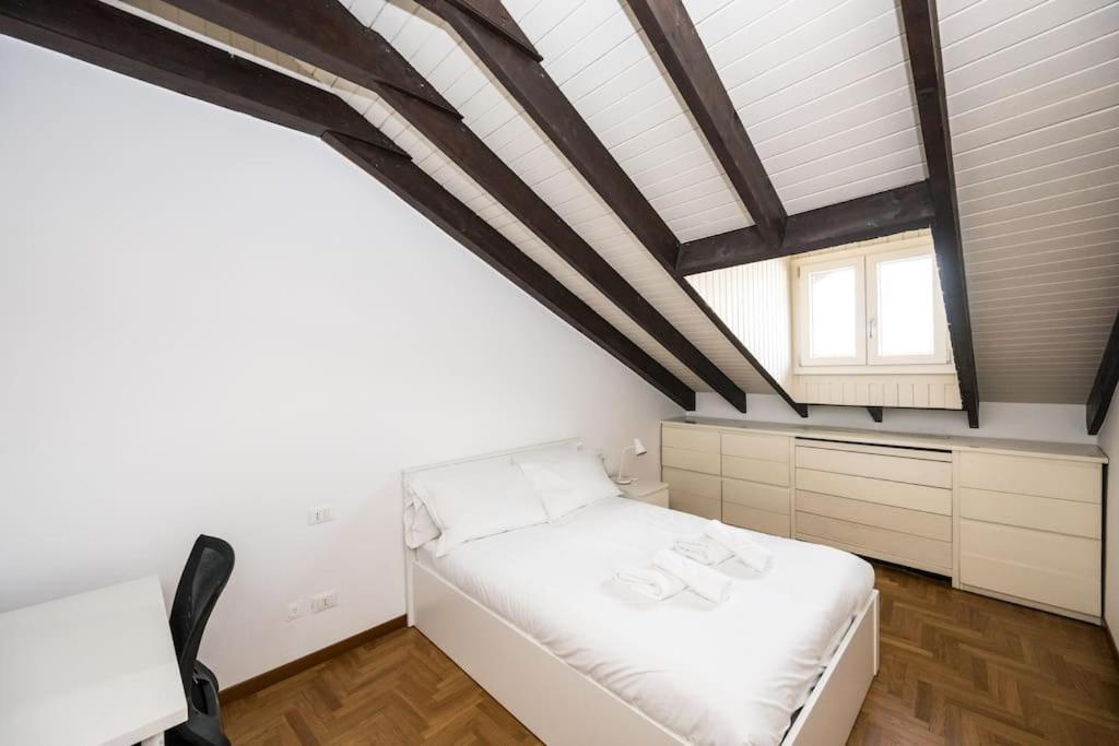Wonderfull Two Floors Apartment Navigli ميلان المظهر الخارجي الصورة
