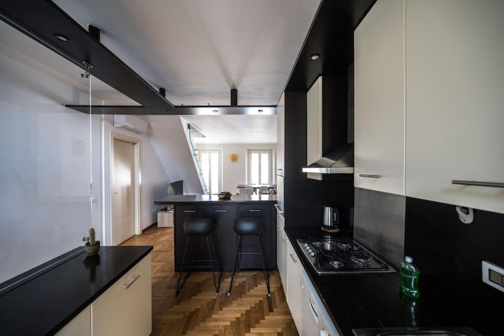Wonderfull Two Floors Apartment Navigli ميلان المظهر الخارجي الصورة