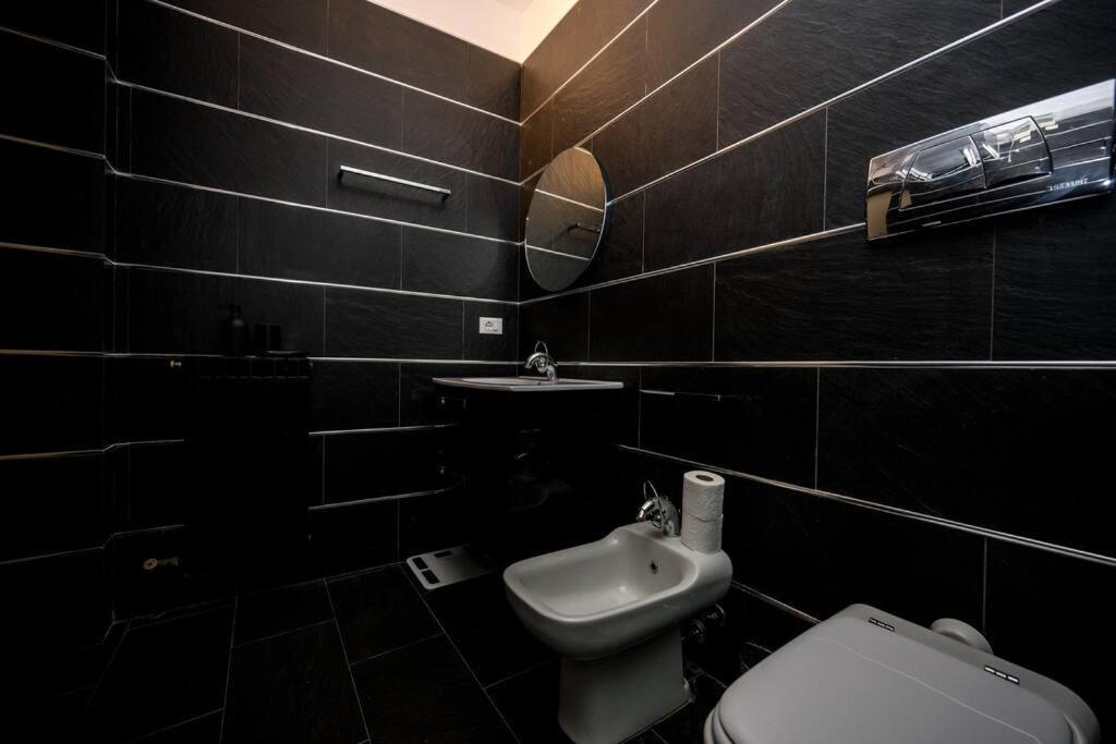 Wonderfull Two Floors Apartment Navigli ميلان المظهر الخارجي الصورة